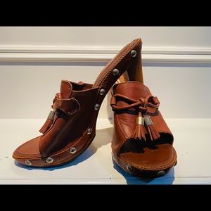 Beautiful Yves St Laurent shoes